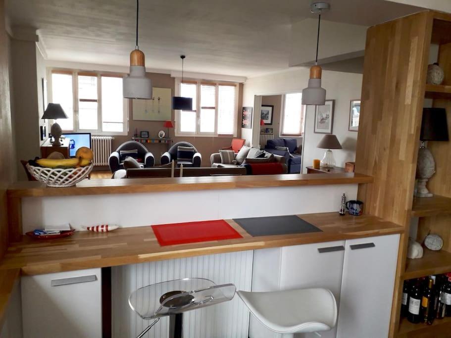 Appt 3 Chambres Hyper Centre Tres Calme Tres Clair Quartier Place Royale, Parking Gratuit Nantes Bagian luar foto